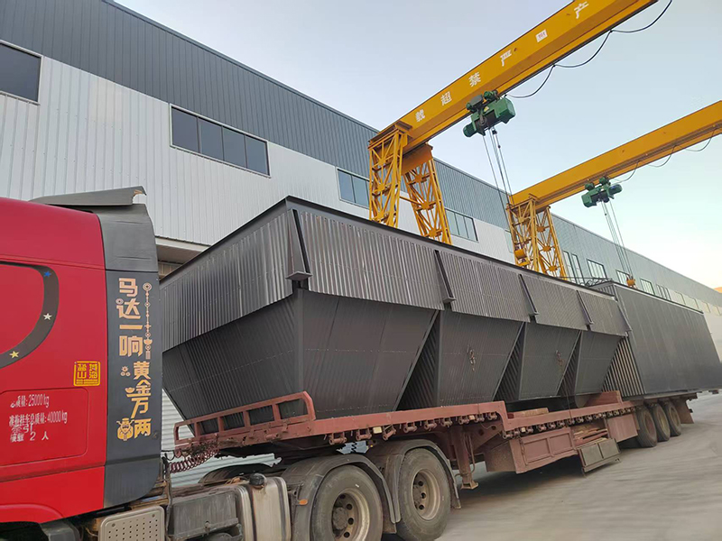 发往山东东营TZMC140—5行喷脉冲袋式除尘器